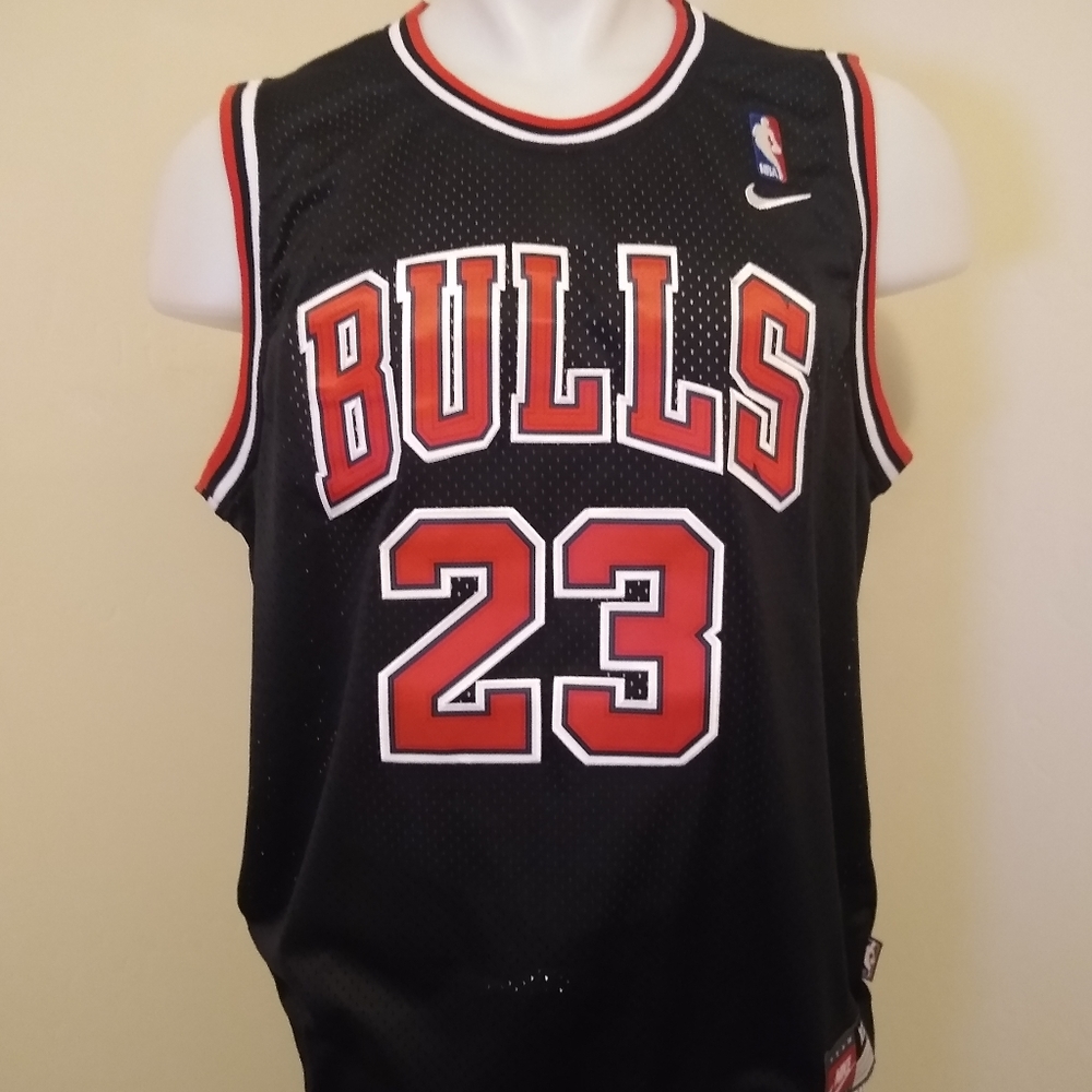 Michael Jordan Chicago Bulls Jersey 23 XL NWT